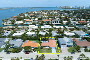 1050 Singer Drive, Singer Island, FL 33404 Sold 10/07/25