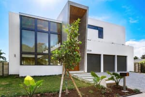 2320 NE 49th Street, Lighthouse Point, FL 33064 Sold 07/25/25