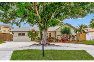 385 SW 31 Avenue, Deerfield Beach, FL 33442 Sold 06/09/25