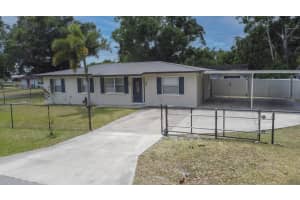 1269 NE 14th Avenue, Okeechobee, FL 34972 Sold 05/30/25