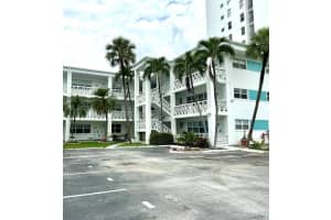 419 Golden Isles Drive 107, Hallandale Beach, FL 33009 - MLS#R11084292