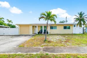 814 S 10th Street, Lantana, FL 33462 Sold 07/31/25