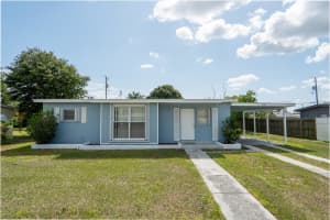 435 SE Airoso Boulevard, Port Saint Lucie, FL 34983 Sold 05/30/25