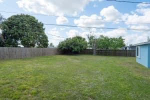 435 SE Airoso Boulevard, Port Saint Lucie, FL 34983 Sold 05/30/25