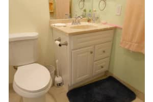 457 Flanders J 457, Delray Beach, FL 33448 - MLS#R11084313