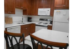 457 Flanders J 457, Delray Beach, FL 33448 - MLS#R11084313