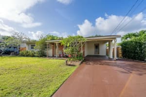 8980 SW 157th Street, Palmetto Bay, FL 33157 Sold 06/06/25