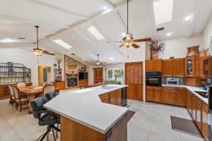 10226 Trailwood Circle, Jupiter, FL 33478 Sold 06/13/25