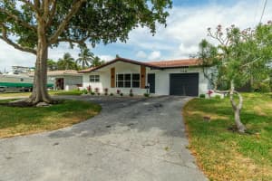 739 SE 11th Avenue, Deerfield Beach, FL 33441 Sold 08/28/25