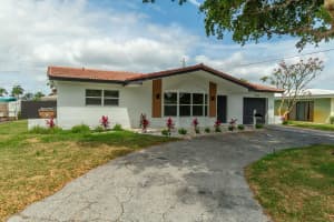 739 SE 11th Avenue, Deerfield Beach, FL 33441 Sold 08/28/25