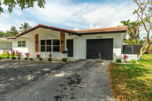 739 SE 11th Avenue, Deerfield Beach, FL 33441 Sold 08/28/25