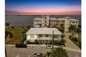 53 Se Seminole Street A, Stuart