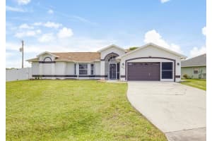 4605 Nw Gastonia Street, Port Saint Lucie