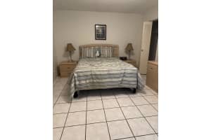 700 Village Green Court 120, Palm Springs, FL 33461 - MLS#R11084446