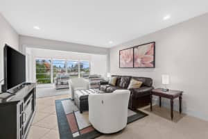 5656 Via Delray B, Delray Beach, FL 33484 - MLS#R11084478