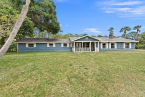 6325 SW Gator Trail, Palm City, FL 34990 - MLS#R11084521
