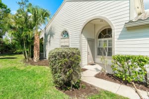 8918 SE Riverfront Terrace, Jupiter, FL 33469 - MLS#R11084529
