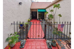 6674 Las Flores Dr, Boca Raton, FL 33433, Sold 08/19/25