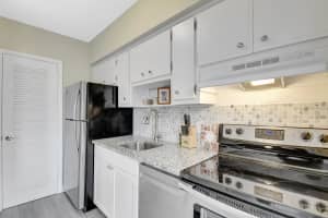 2131 Ne 42nd Court 107e, Lighthouse Point