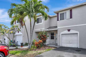 839 NW 42 Place, Deerfield Beach, FL 33064 Sold 06/12/25