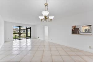15234 Lakes Of Delray Boulevard 247, Delray Beach, FL 33484 - MLS#R11084654