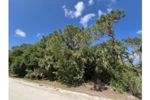 8225 100th Avenue, Vero Beach, FL 32967 Sold 08/04/25
