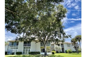 1 Lake Vista Trail 202, Port Saint Lucie, FL 34952 Sold 07/08/25