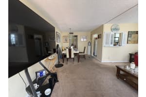 113 Windsor F, West Palm Beach, FL 33417 - MLS#R11084695