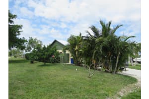 5832 SE Collins Avenue, Stuart, FL 34997 Sold 08/22/25