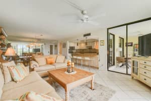 5250 Woodland Lakes Drive 128, Palm Beach Gardens, FL 33418 Sold 07/28/25