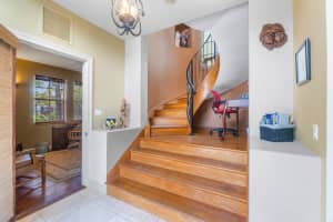 724 Park Place, West Palm Beach, FL 33401 - MLS#R11084744