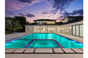 9700 Sw 66th Street, Miami