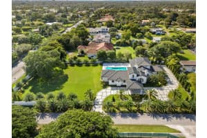 9700 SW 66th Street, Miami, FL 33173 - MLS#R11084755