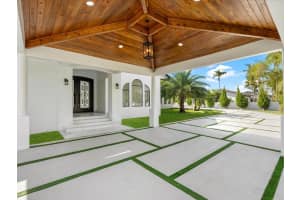 9700 SW 66th Street, Miami, FL 33173 - MLS#R11084755