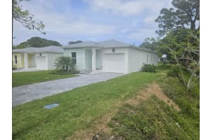 5227 Se Isabelita Avenue, Stuart