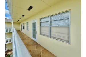 82 Dorset B, Boca Raton, FL 33434 - MLS#R11084764