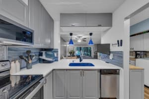 301 N Pine Island Road 101, Plantation, FL 33324 - MLS#R11084786