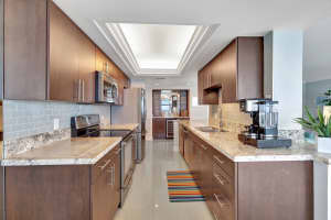5460 N Ocean Drive 7a, Singer Island, FL 33404 - MLS#R11084790