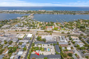 328 W Pine Street 22, Lantana, FL 33462 - MLS#R11084844