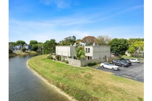 12128 Regal Court E, Wellington, FL 33414 Sold 01/28/26