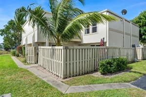 12128 Regal Court E, Wellington, FL 33414 Sold 01/28/26