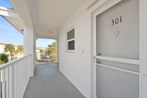 236 Castlewood Drive 301, North Palm Beach, FL 33408 - MLS#R11084907