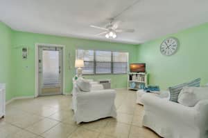 107 Sheffield E, West Palm Beach, FL 33417 - MLS#R11084988