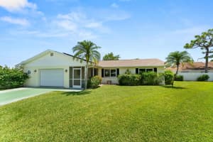 2001 NE Hoya Calle, Jensen Beach, FL 34957 Sold 06/12/25