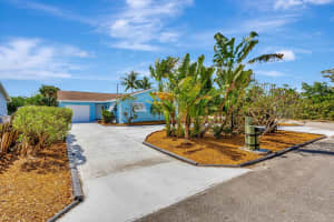387 Yvonne Drive, West Palm Beach, FL 33406 Sold 07/03/25