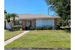 131 Lakes End Drive D, Fort Pierce