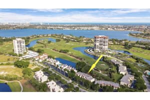 1814 Presidential Way 101, West Palm Beach