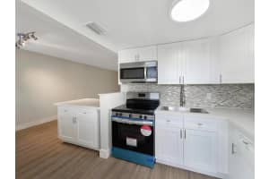 2213 NE 1st Court 204, Boynton Beach, FL 33435 - MLS#R11085061
