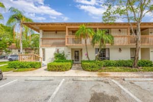 405 Brackenwood Lane S, Palm Beach Gardens