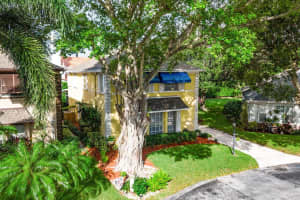 27 SW 5th Way, Boca Raton, FL 33432 Sold 05/28/25
